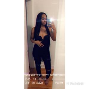 Meet your Posher, Jasmine